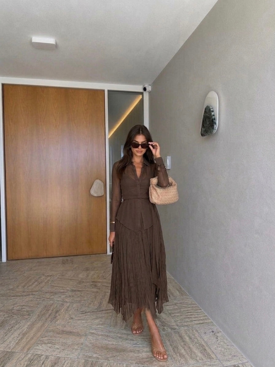 Skirt & blouse set in brown