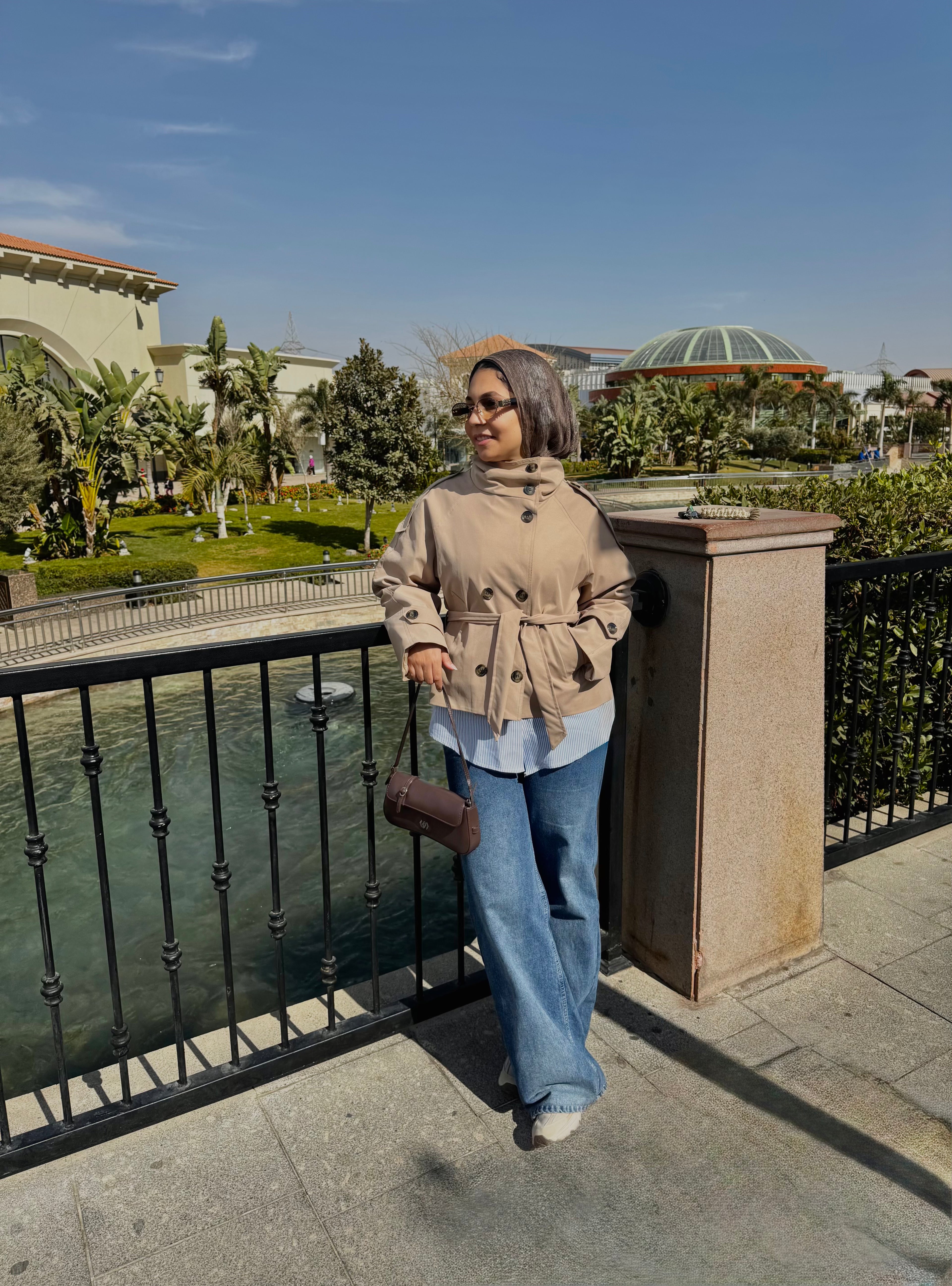 Cropped Trench Coat in Beige